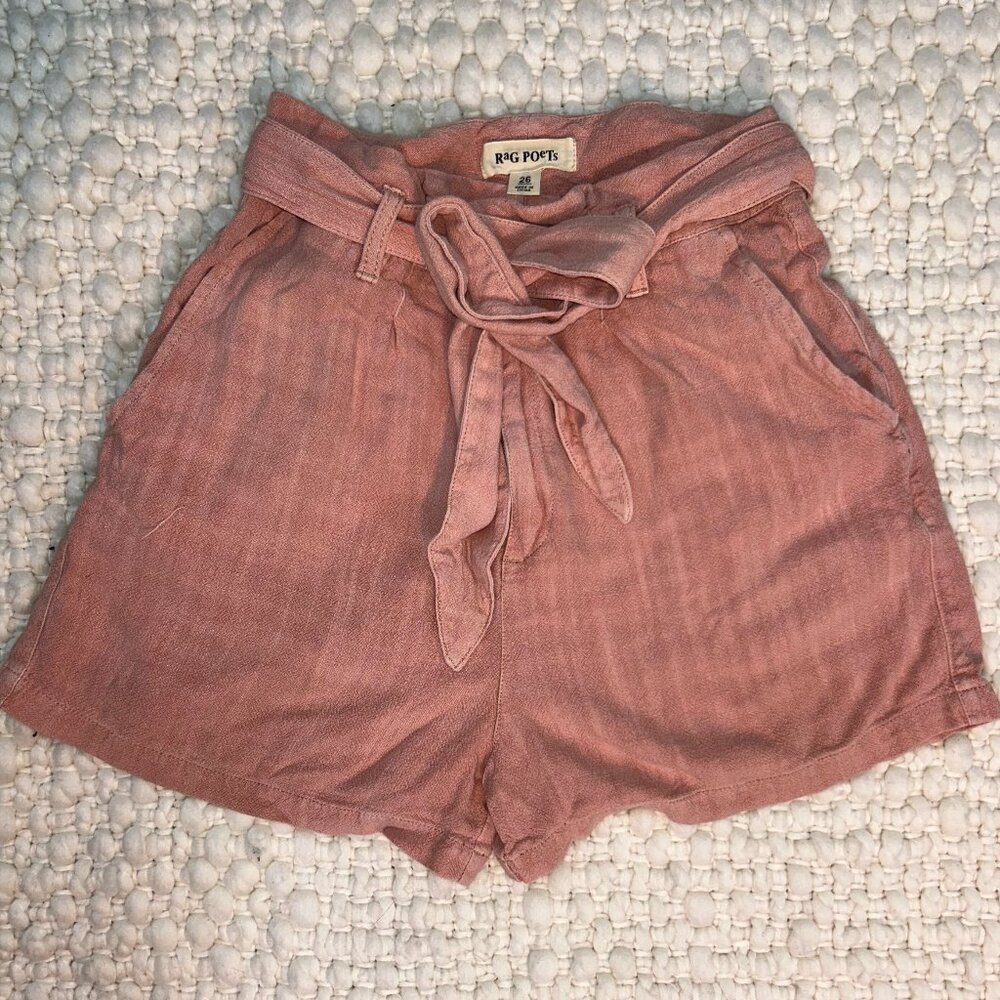 Flowy tie-up linen shorts